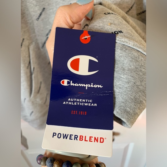 💫Host Pick💫Champion hooded sweatshirt NWT - Picture 2 of 5